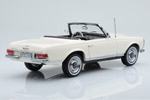 Mercedes 230 SL W113 Pagoda Weiss Limitierte Auflage Norev 1:18 183768 Metall – Bild 3 von 9