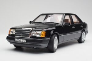 Mercedes 230E W124 AMG Wheels Schwarz Limitierte Auflage Norev 1:18 183950 Metall – Bild 9 von 12