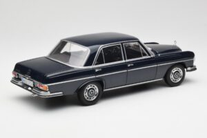 Mercedes 280 SE W108 Midnight Blau Norev 1:18 B66040597 Metall – Bild 3 von 8