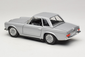 Mercedes 280 SL W113 Berlina Silber Techno Giodi 1:18 F14051030 Metall – Bild 7 von 8