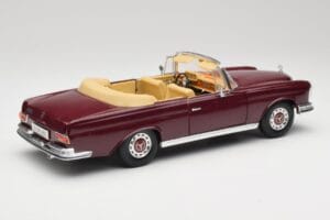 Mercedes 280SE W108 Bordeaux Rot Maisto 1:18 31811 Metall – Bild 3 von 8