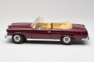 Mercedes 280SE W108 Bordeaux Rot Maisto 1:18 31811 Metall – Bild 4 von 8