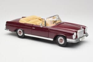 Mercedes 280SE W108 Bordeaux Rot Maisto 1:18 31811 Metall – Bild 6 von 8