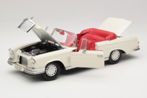 Mercedes 280 SE W108 Weiss Maisto 1:18 52111 Metall – Bild 2 von 8