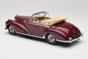 Mercedes 300 SC W188 Cabriolet Dunkelrot KK-Scale 1:18 KKDC180942 Metall – Bild 5 von 6