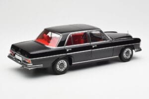 Mercedes 300 SEL 6.3 W109 Schwarz AUTOart 1:18 76140 Metall – Bild 3 von 8