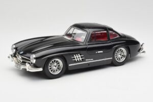 Mercedes 300 SL W198 Schwarz Bburago 1:18 35791 Metall