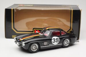 Mercedes 300 SL #38 1954 Bburago 1:18 3015-M1 Metall – Bild 8 von 8