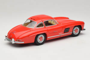 Mercedes 300 SL Gullwing Rot Minichamps 1:18 180039001 Metall – Bild 3 von 8