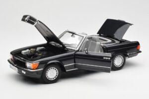 Mercedes 300 SL R107 Schwarz Pearl Händler Edition Norev 1:18 B66040678 Metall – Bild 2 von 10