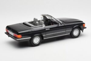 Mercedes 300 SL R107 Schwarz Pearl Händler Edition Norev 1:18 B66040678 Metall – Bild 4 von 10