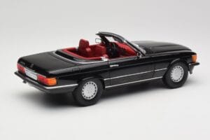 Mercedes 300 SL R107 Schwarz Norev 1:18 183511 Metall – Bild 3 von 8