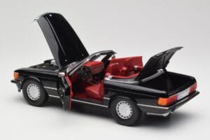 Mercedes 300 SL R107 Schwarz Norev 1:18 183511 Metall – Bild 5 von 8