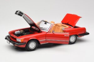 Mercedes 300 SL R107 Rot Norev 1:18 B66040623 Metall – Bild 2 von 8