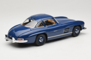 Mercedes 300 SL W198 Blau Norev 1:18 183852 Metall – Bild 3 von 8