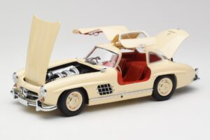 Mercedes 300 SL W198 Creme Mit Rotem Interieur Minichamps 1:18 180039002 Metall – Bild 2 von 8