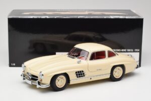 Mercedes 300 SL W198 Creme Mit Rotem Interieur Minichamps 1:18 180039002 Metall – Bild 8 von 8
