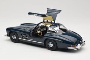 Mercedes 300 SL W198 Gullwing Dunkelblau Minichamps 1:18 110037216 Metall – Bild 5 von 8