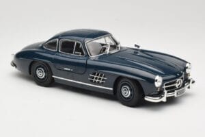 Mercedes 300 SL W198 Gullwing Dunkelblau Minichamps 1:18 110037216 Metall – Bild 6 von 8