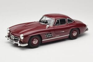 Mercedes 300 SL W198 Gullwing Dunkelrot Minichamps 1:18 110037218 Metall