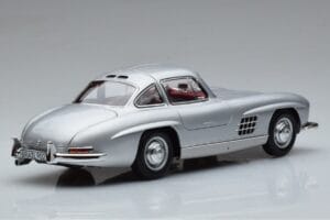 Mercedes 300 SL W198 Gullwing Norev 1:18 183850 Metall – Bild 3 von 8