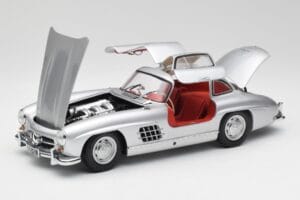 Mercedes 300 SL W198 Gullwing Silber Minichamps 1:18 180039000 Metall – Bild 2 von 8