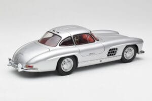 Mercedes 300 SL W198 Gullwing Silber Minichamps 1:18 180039000 Metall – Bild 3 von 8