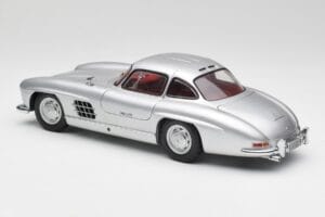 Mercedes 300 SL W198 Gullwing Silber Minichamps 1:18 180039000 Metall – Bild 7 von 8