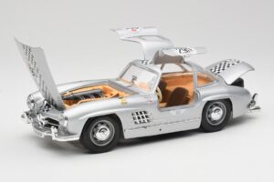 Mercedes 300 SL W198 #295 1954 Bburago 1:18 32813 Metall – Bild 2 von 8