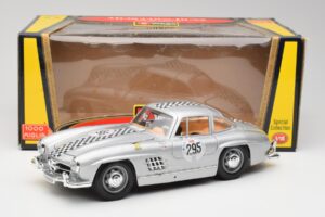 Mercedes 300 SL W198 #295 1954 Bburago 1:18 32813 Metall – Bild 8 von 8