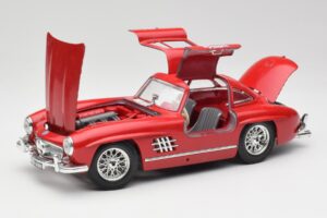 Mercedes 300 SL W198 Red Metallic Bburago 1:18 3013-M1 Metall – Bild 2 von 8