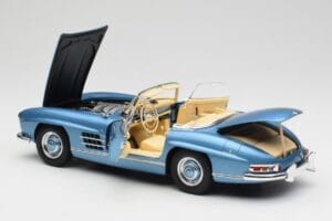 Mercedes 300 SL W198 Roadster Hardtop Light Blue Metallic Minichamps 1:18 180039042 Metall – Bild 6 von 9