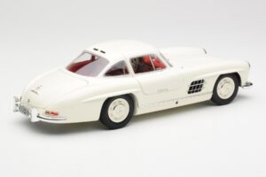 Mercedes 300 SL W198 Weiss Minichamps 1:18 180039006 Metall – Bild 3 von 8