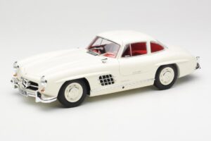 Mercedes 300 SL W198 Weiss Minichamps 1:18 180039006 Metall