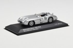 Mercedes 300 SLR #19 P. Levegh / J. Fitch 24 Hours of Le Mans 1955 Minichamps 1:43 432553000 Metall – Bild 2 von 4