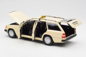 Mercedes 300D S124 T-Modell Hellelfenbein Taxi Händler Edition Norev 1:18 B66040702 Metall – Bild 5 von 8