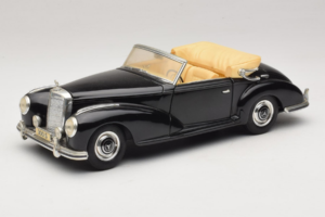 Mercedes 300S Schwarz Maisto 1:18 52116-P1 Metall