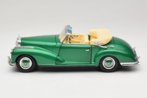 Mercedes 300S Cabriolet Green Metallic Maisto 1:18 52116 Metall – Bild 4 von 7