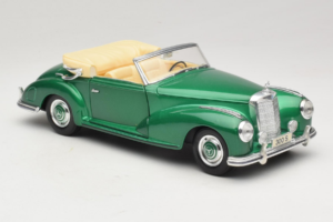 Mercedes 300S Cabriolet Green Metallic Maisto 1:18 52116 Metall – Bild 5 von 7