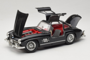 Mercedes 300SL Schwarz Bburago 1:18 3015-M3 Metall – Bild 2 von 8