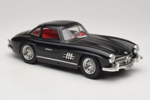Mercedes 300SL Schwarz Bburago 1:18 3015-M3 Metall – Bild 6 von 8