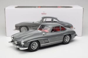 Mercedes 300SL W198 Gullwing Graphite Grey Norev 1:12 123852 Metall – Bild 6 von 6