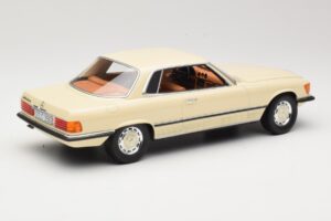 Mercedes 350 SLC C107 Weiss Cult Models 1:18 CML049-1 Metall – Bild 2 von 6
