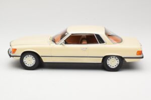 Mercedes 350 SLC C107 Weiss Cult Models 1:18 CML049-1 Metall – Bild 3 von 6