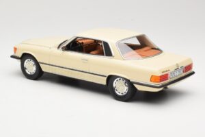 Mercedes 350 SLC C107 Weiss Cult Models 1:18 CML049-1 Metall – Bild 5 von 6