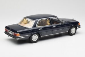 Mercedes 450 SEL 6.9 W116 Dunkelblau Revell 1:18 8956 Metall – Bild 3 von 8