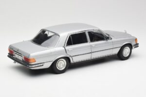 Mercedes 450 SEL 6.9 W116 Silber Revell 1:18 8955 Metall – Bild 3 von 8