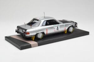 Mercedes 450 SLC 5.0 C107 #4 B. Waldegard / H. Thorszelius Rally Bandama 1979 Minichamps 1:18 107793204 Resin – Bild 2 von 6