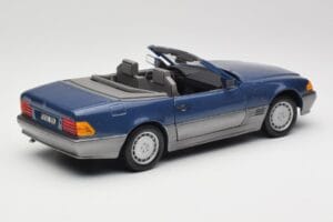 Mercedes SL 500 R129 Nautic Blue Metallic Revell 1:18 8081 Metall – Bild 3 von 8