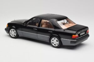 Mercedes 500E W124 Schwarz Limitierte Auflage Norev 1:18 183949 Metall – Bild 7 von 12